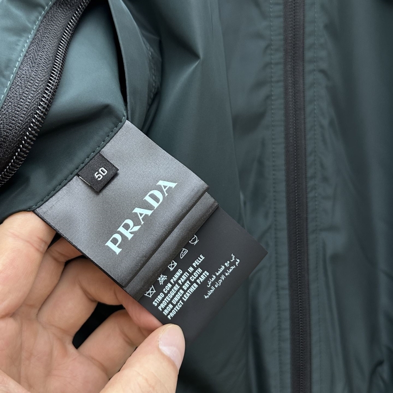 Pra*a outwear